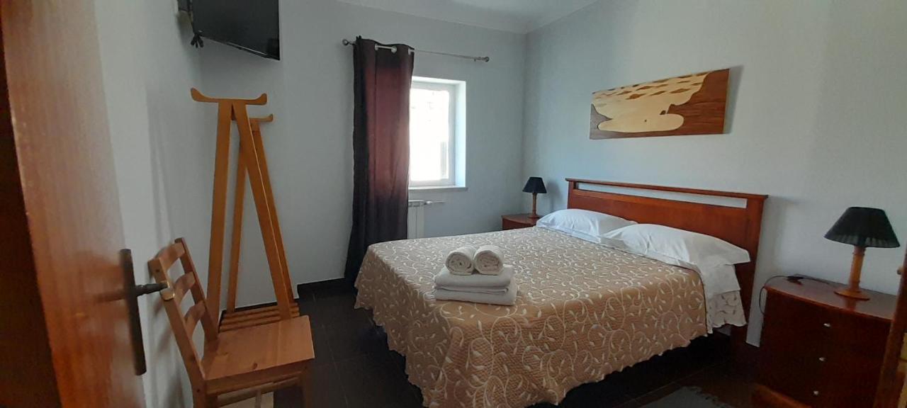 Guesthouse Verissimo Назаре Екстер'єр фото