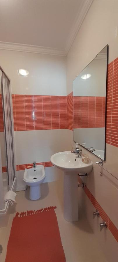 Guesthouse Verissimo Назаре Екстер'єр фото